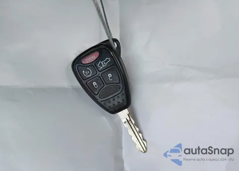 2013 Chrysler 200 Touring из США, поврежденный, VIN 1C3CCBBG3DN737989